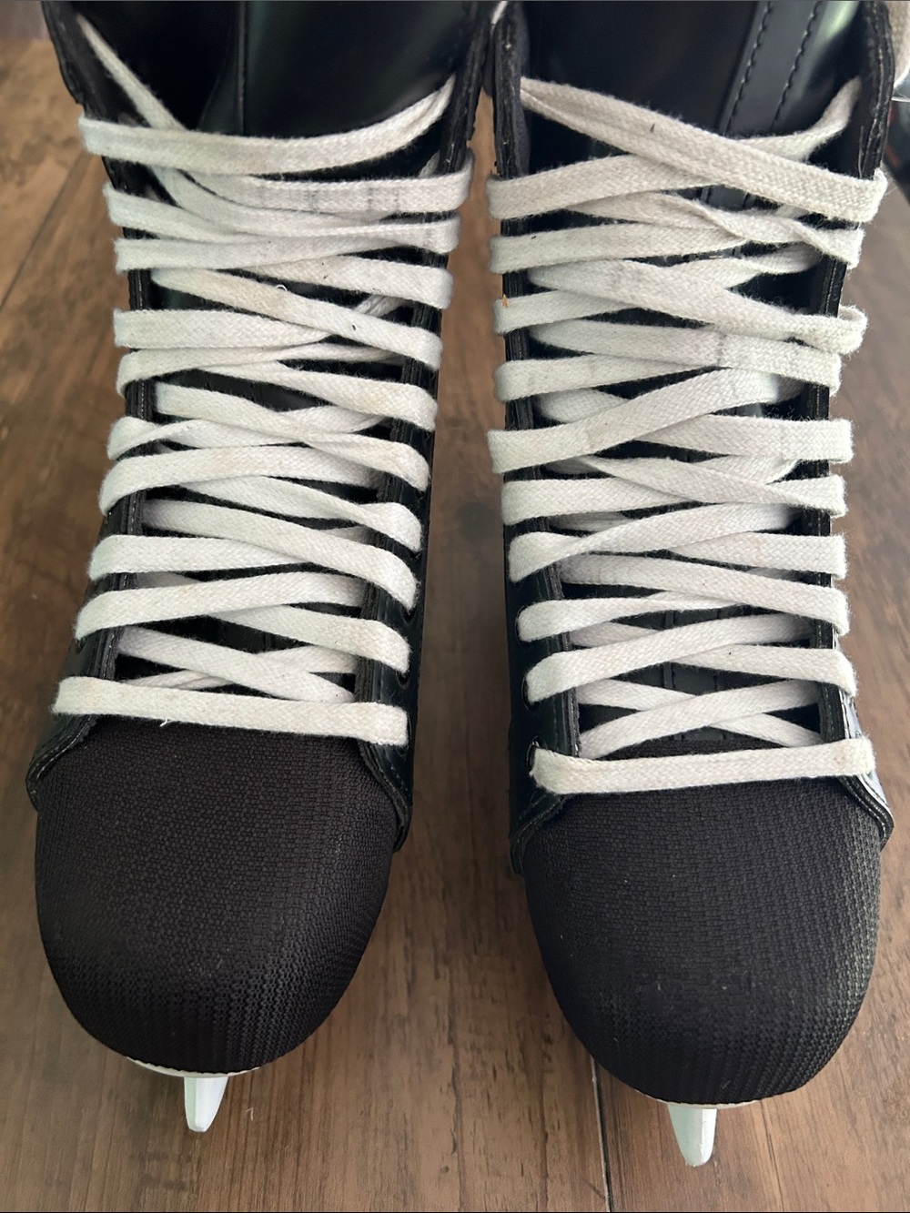 Bauer IMPACT 75 Senior Hockey Skate Senior 10F